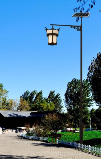 仿古太阳能路灯